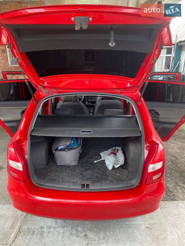 Універсал Skoda Fabia 2012 в Харкові