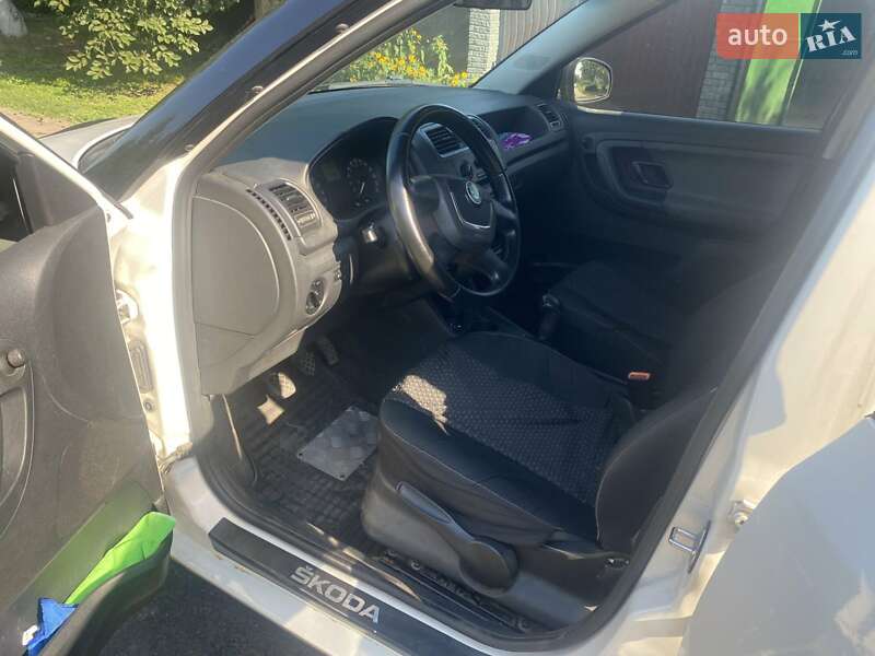 Універсал Skoda Fabia 2012 в Києві