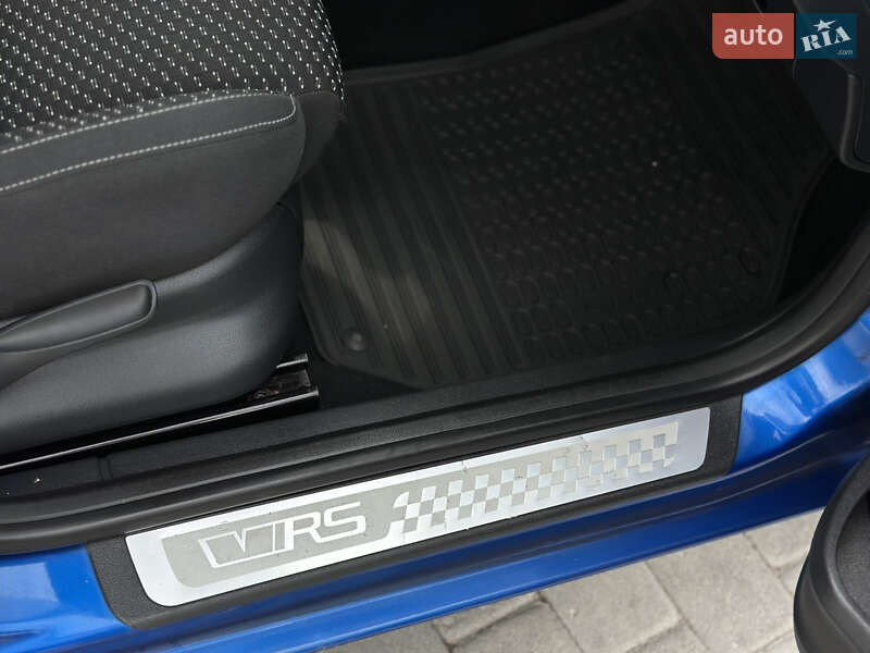 Хэтчбек Skoda Fabia 2011 в Староконстантинове