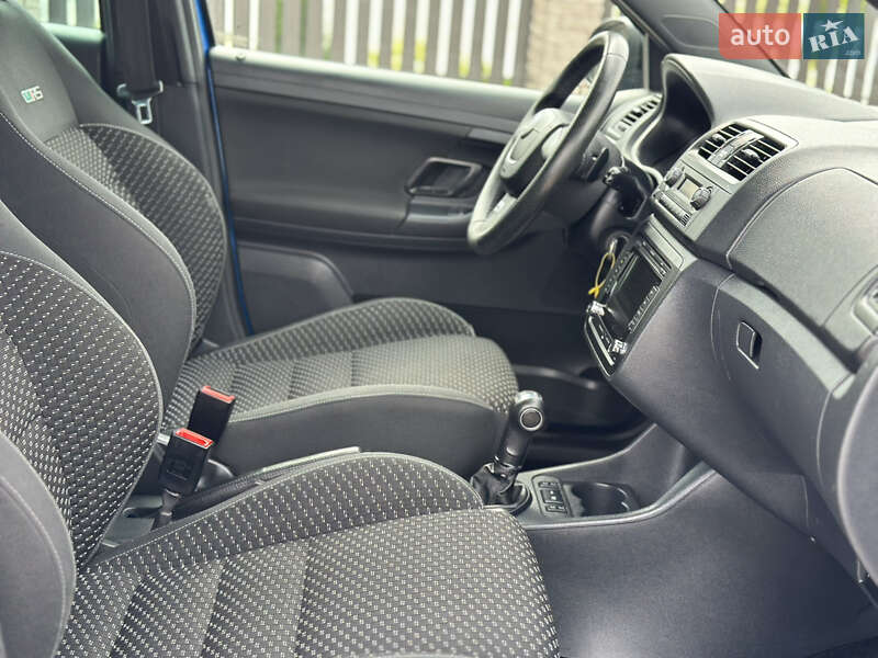 Хэтчбек Skoda Fabia 2011 в Староконстантинове