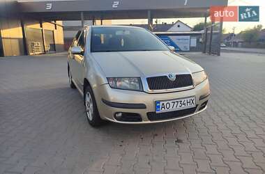 Хэтчбек Skoda Fabia 2005 в Берегово