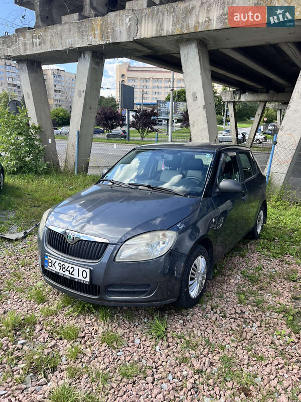 Хэтчбек Skoda Fabia 2008 в Львове