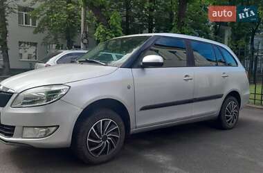 Универсал Skoda Fabia 2011 в Хмельницком