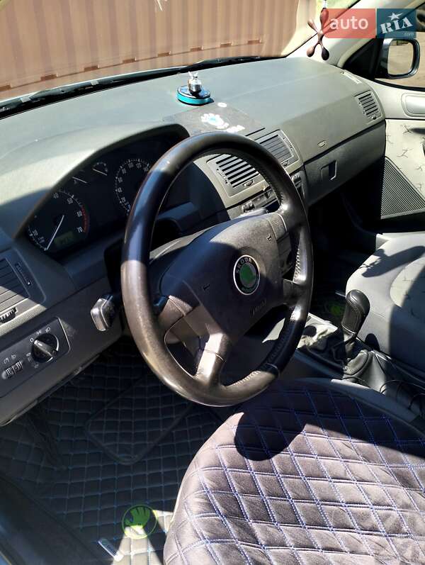 Універсал Skoda Fabia 2004 в Сумах