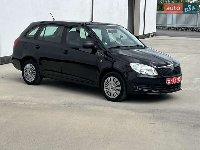 Універсал Skoda Fabia 2013 в Вінниці