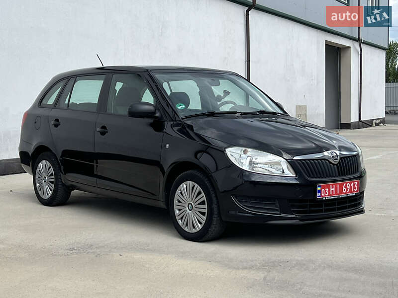 Універсал Skoda Fabia 2013 в Вінниці