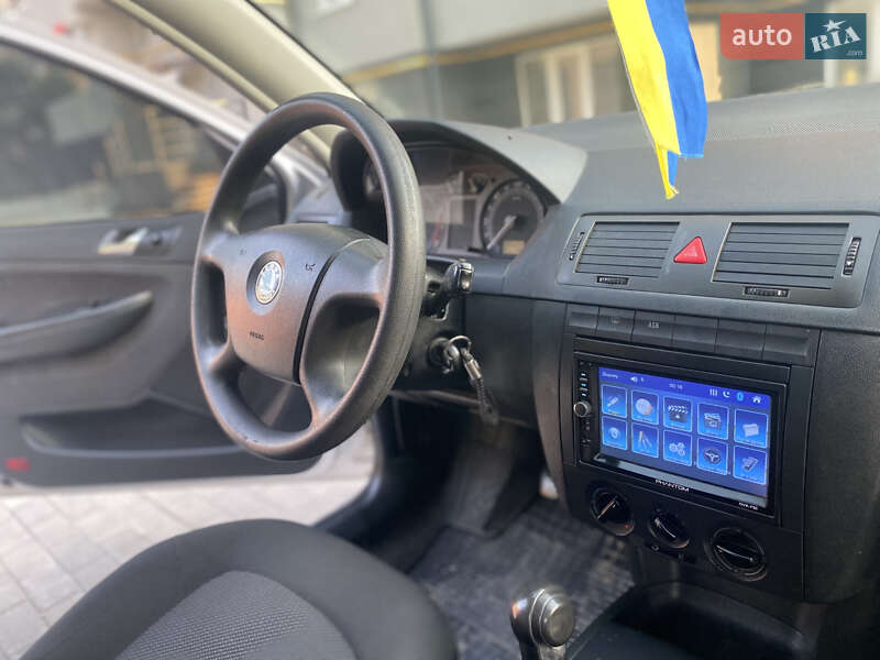 Универсал Skoda Fabia 2006 в Борщеве