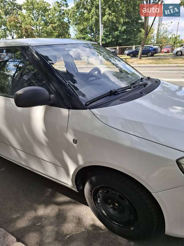 Skoda Fabia 2012