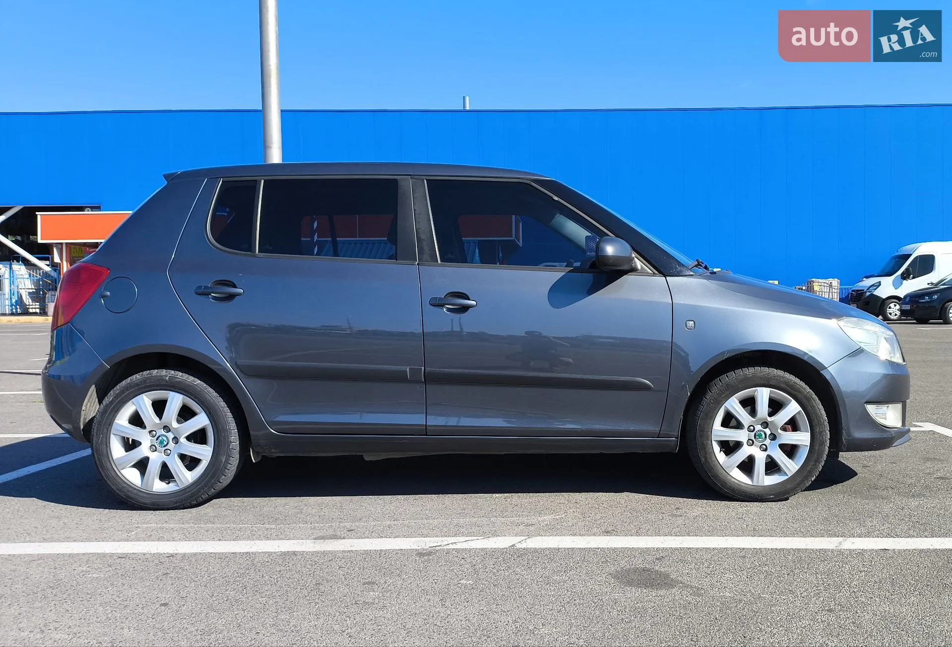 2010 Skoda Fabia - мініатюра 5
