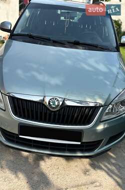 Універсал Skoda Fabia 2011 в Тернополі