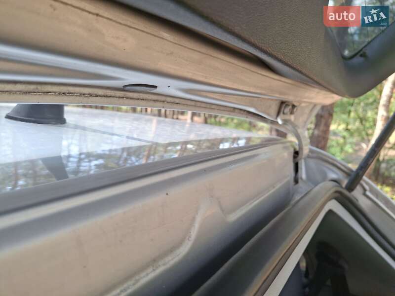 Хэтчбек Skoda Fabia 2003 в Днепре