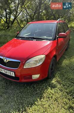 Универсал Skoda Fabia 2010 в Сумах