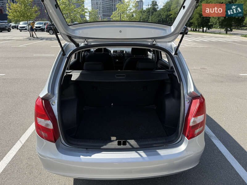Универсал Skoda Fabia 2012 в Киеве