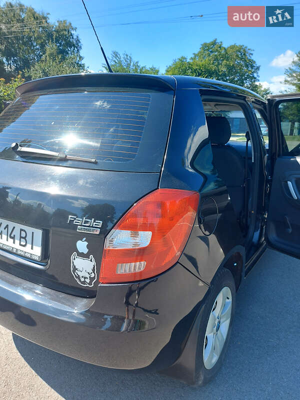 Хэтчбек Skoda Fabia 2007 в Соснице