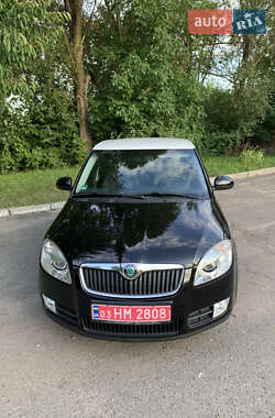 Хэтчбек Skoda Fabia 2008 в 