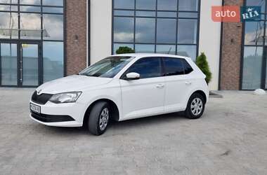 Хэтчбек Skoda Fabia 2015 в Тернополе