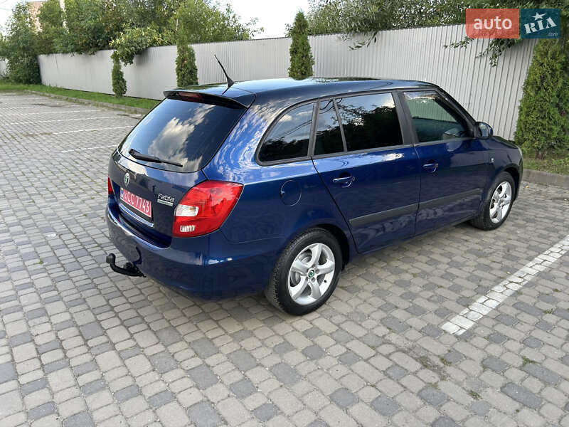 Універсал Skoda Fabia 2010 в Івано-Франківську