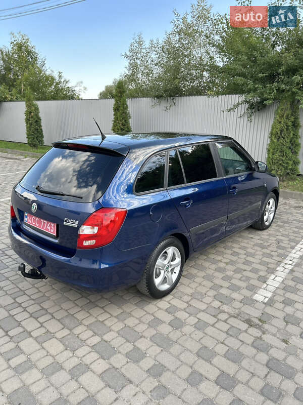 Універсал Skoda Fabia 2010 в Івано-Франківську