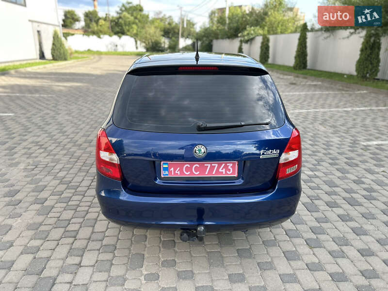 Універсал Skoda Fabia 2010 в Івано-Франківську