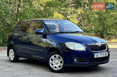 Хэтчбек Skoda Fabia 2007 в Днепре