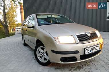 Седан Skoda Fabia 2005 в Тернополе
