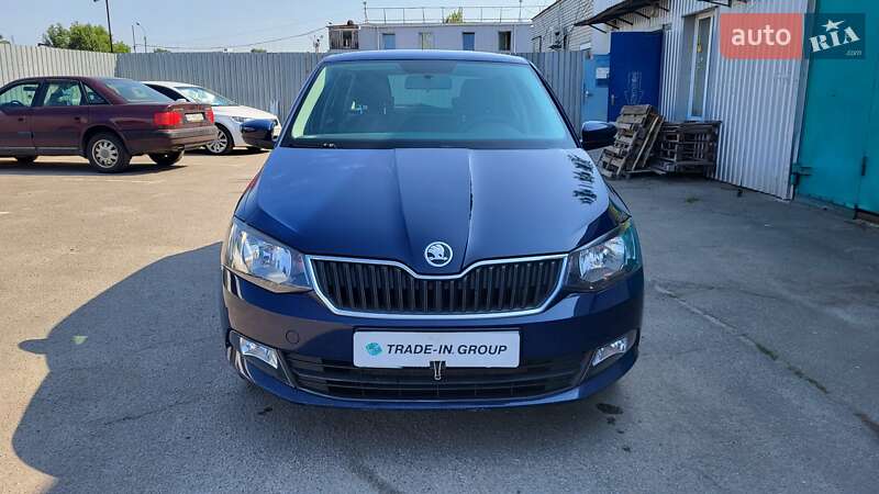 Хэтчбек Skoda Fabia 2017 в Киеве