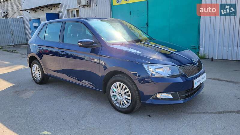 Хэтчбек Skoda Fabia 2017 в Киеве