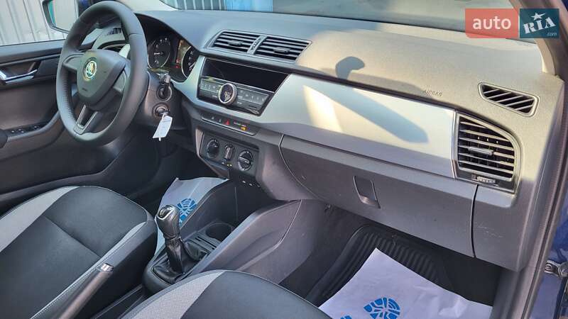 Хэтчбек Skoda Fabia 2017 в Киеве