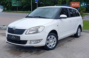 Универсал Skoda Fabia 2011 в Тернополе