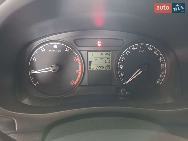 Универсал Skoda Fabia 2010 в Бердичеве фото 20 Универсал Skoda Fabia 2010 в Бердичеве