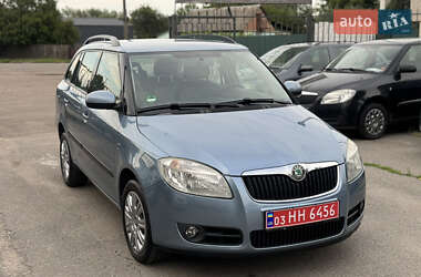 Універсал Skoda Fabia 2009 в Чернігові