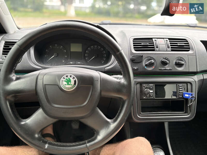 Универсал Skoda Fabia 2011 в Солотвине