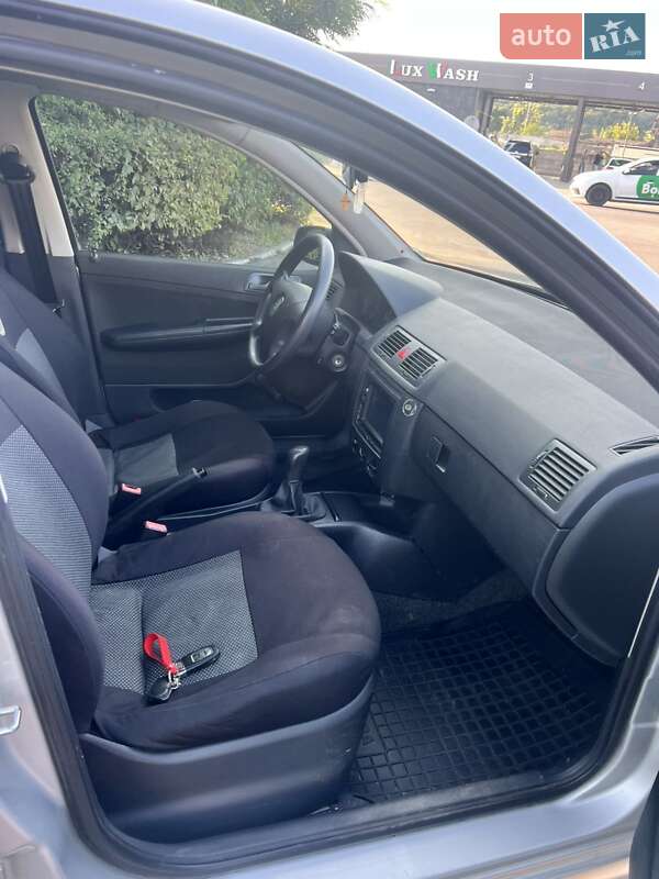 Хетчбек Skoda Fabia 2007 в Ужгороді