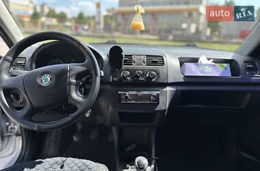 Хэтчбек Skoda Fabia 2008 в 