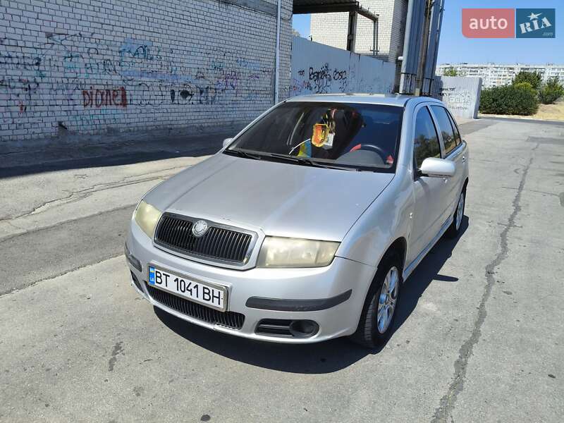 Хэтчбек Skoda Fabia 2005 в Арбузинке