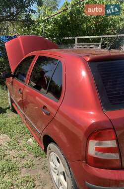 Хэтчбек Skoda Fabia 2006 в 