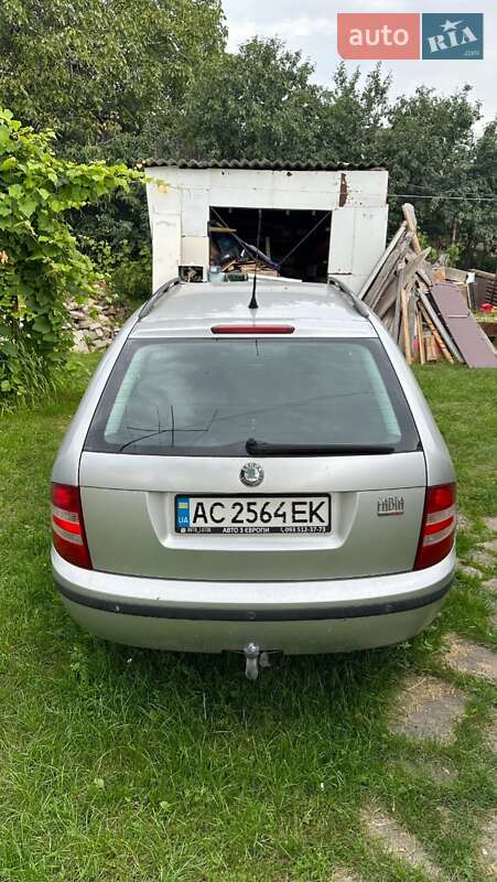 Універсал Skoda Fabia 2004 в Луцьку