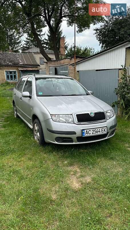 Універсал Skoda Fabia 2004 в Луцьку