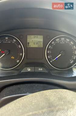 Хэтчбек Skoda Fabia 2010 в 