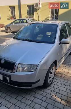 Хэтчбек Skoda Fabia 2003 в Днепре