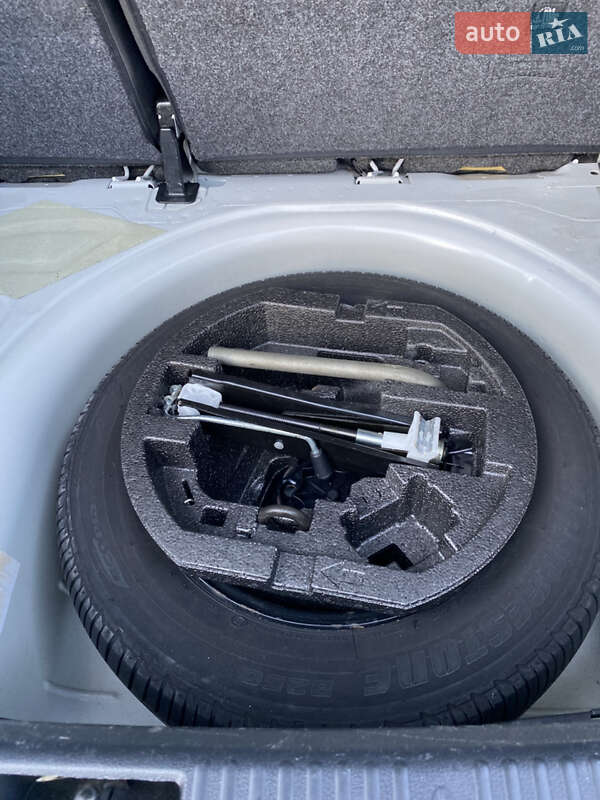 Хетчбек Skoda Fabia 2016 в Києві