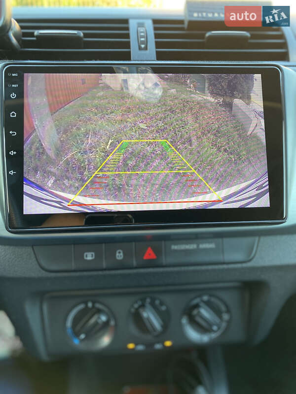 Хетчбек Skoda Fabia 2016 в Києві