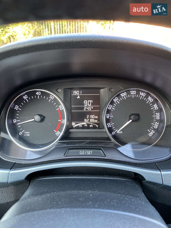 Хетчбек Skoda Fabia 2016 в Києві