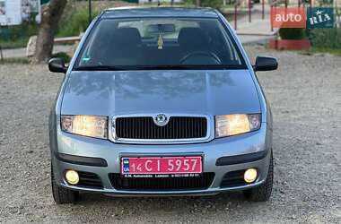 Хетчбек Skoda Fabia 2005 в Долині