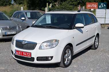 Универсал Skoda Fabia 2008 в Ровно