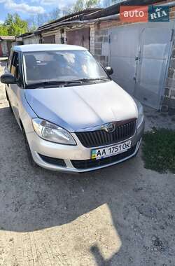 Хетчбек Skoda Fabia 2014 в Харкові