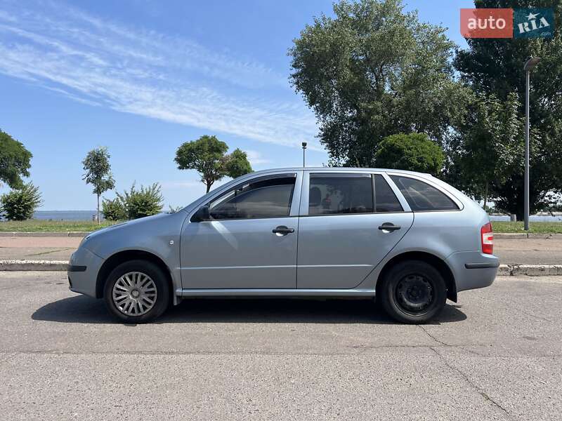 Універсал Skoda Fabia 2006 в Черкасах