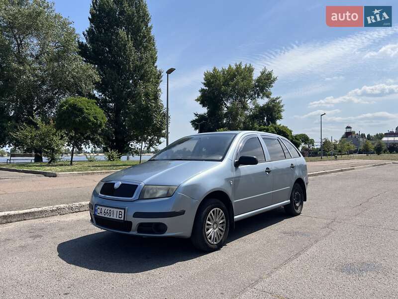 Універсал Skoda Fabia 2006 в Черкасах