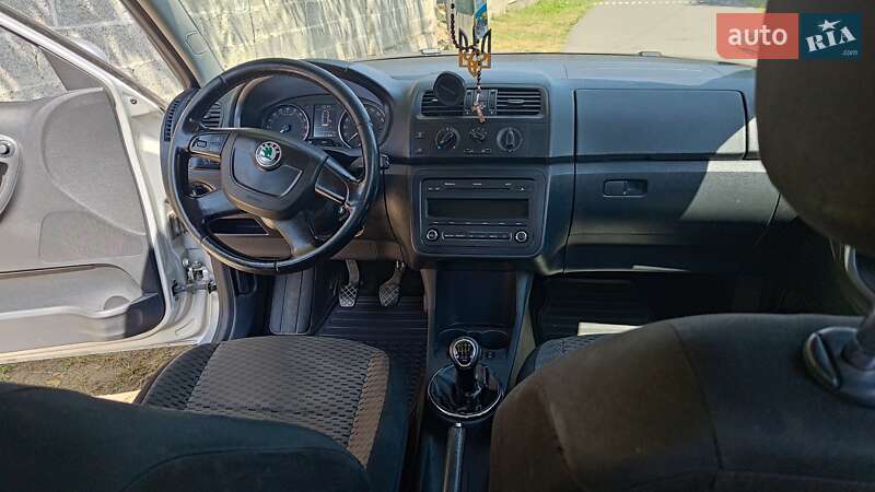 Універсал Skoda Fabia 2011 в Івано-Франківську