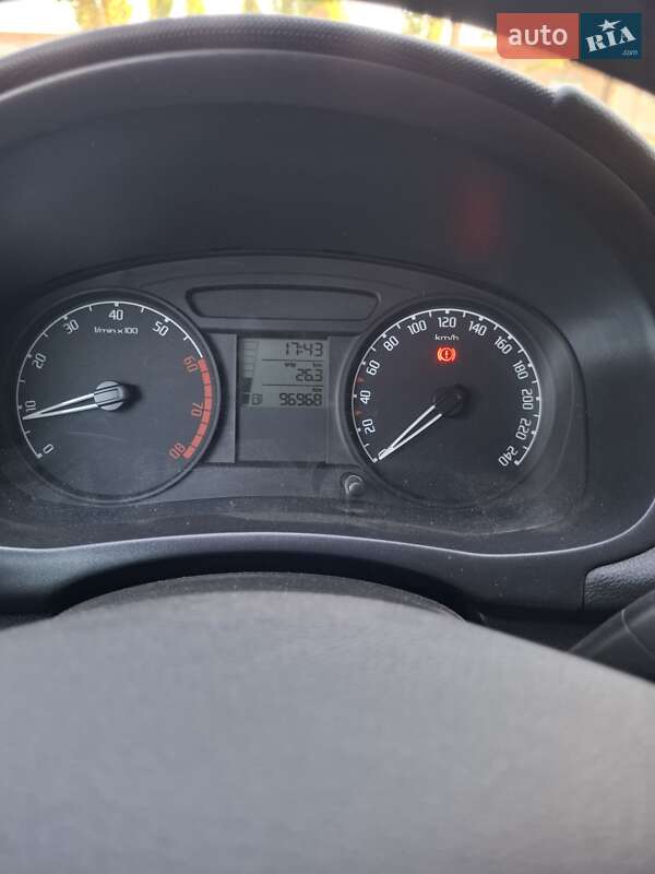 Универсал Skoda Fabia 2009 в Николаеве